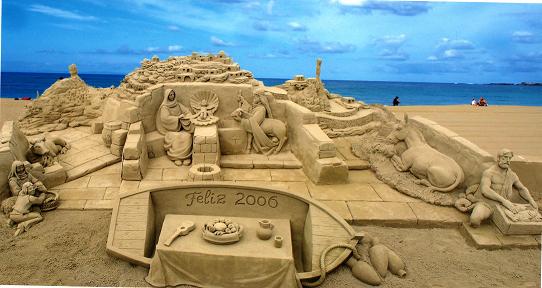 Breath taking sand sculpture scene by Etual.